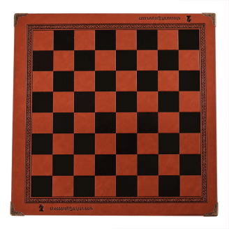 Echiquier rouge avec coins métalliques en simili cuir