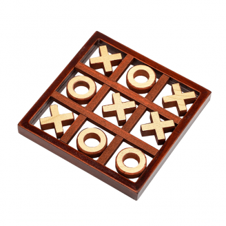apprenez les bases de la stratégie avec ce tic tac toe en bois
